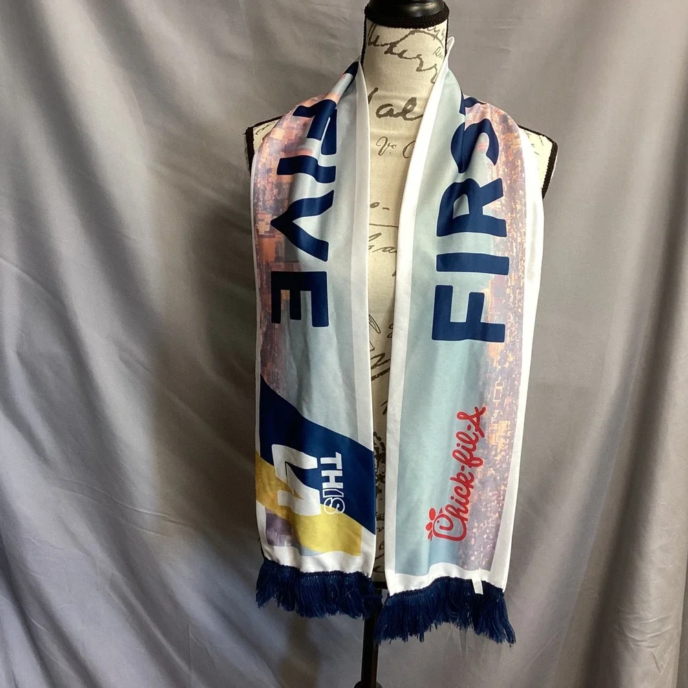 Chick-fil-A Scarf First to Five Blue Fringe Novelty‎ Restaurant Los Angeles LA